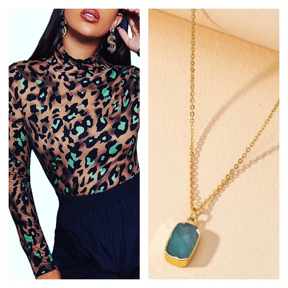 🚫Sold Out🚫Jackson Raw Turquoise Stone Necklace - Picture 5 of 5